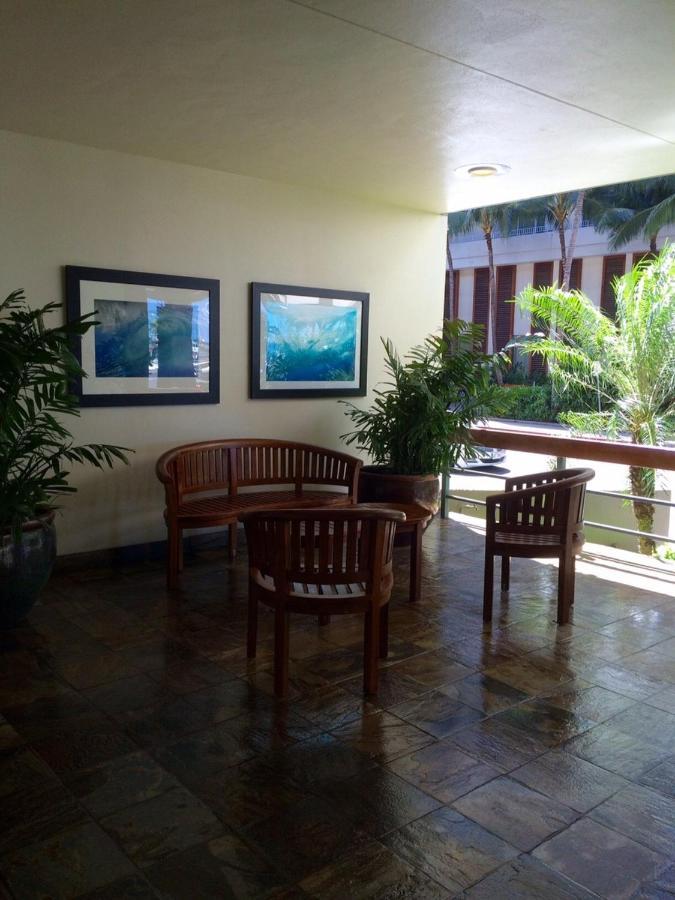 Spacious One Bedroom Harbor View At Ilikai Marina With Private Balcony